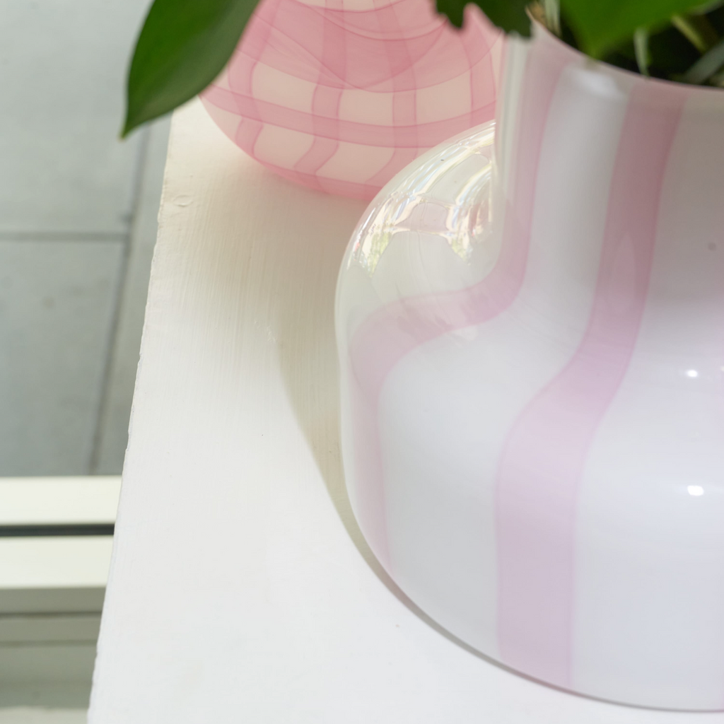 Humbug Vase Pink